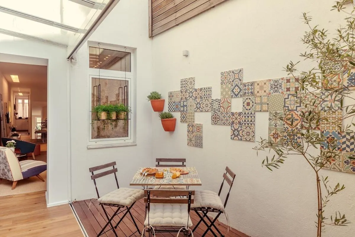 Lisbon Skylight - Estrela Apartment Portugal